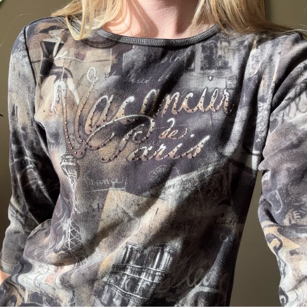 Christopher & Banks Black and Brown Graphic Tee - Image 8