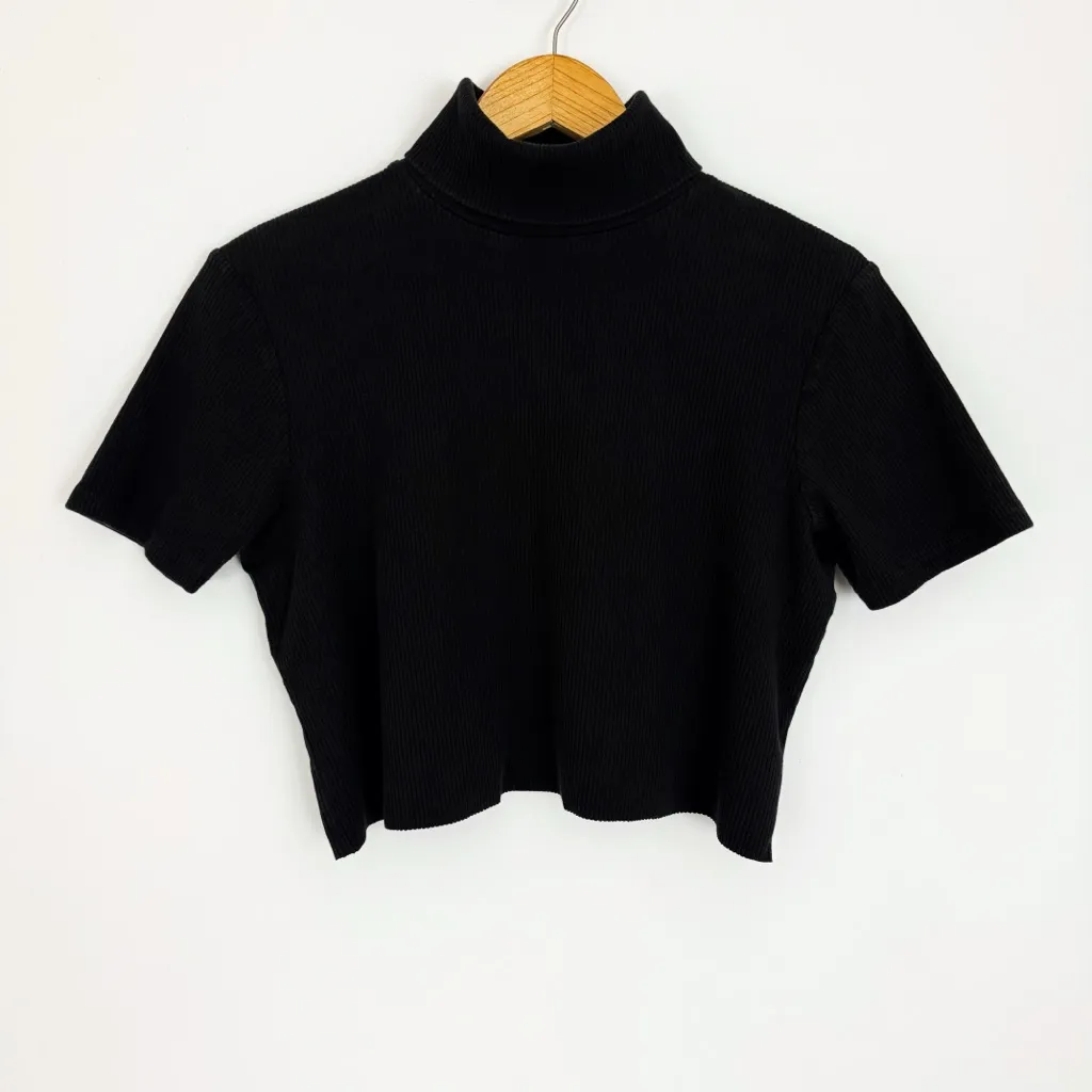 Vintage 90’s Cropped Short - Image 3