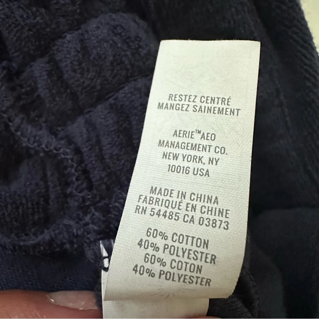 Offline by Aerie Dark Blue Button - Image 8