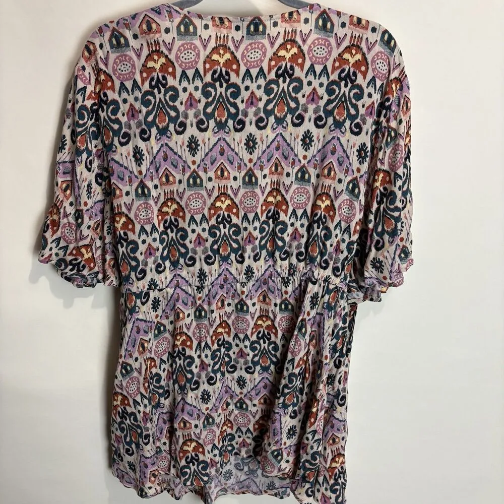 Torrid Crepe Smocked Wrap Tie Front Multi Tribal Boho Print Top Size 3 3X NWT - Image 11