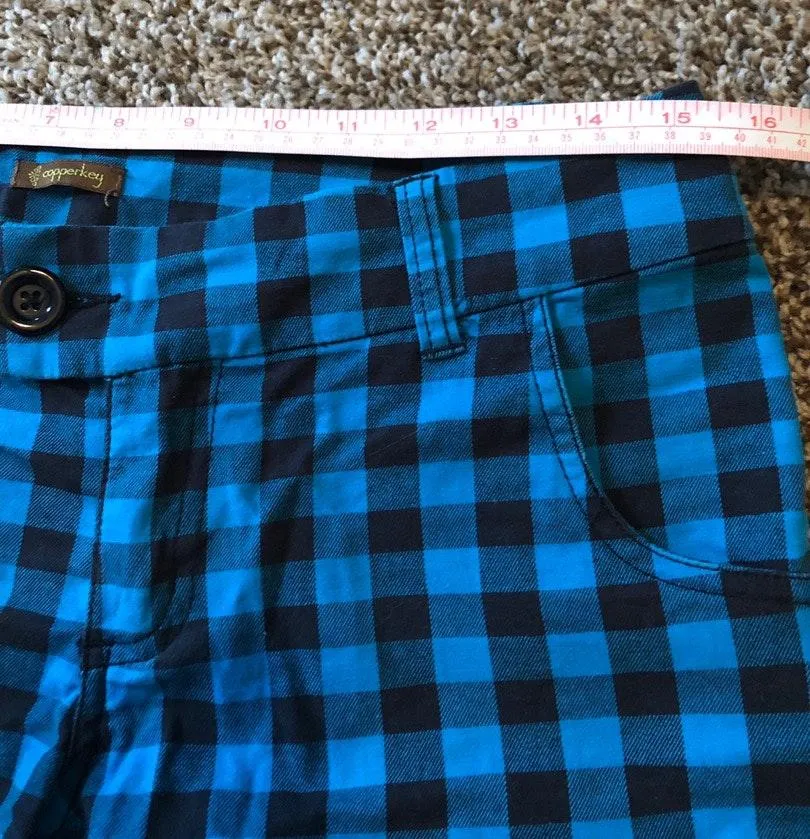Checkered Shorts ! Extra Cute !!! Blue Size 31 - Image 6