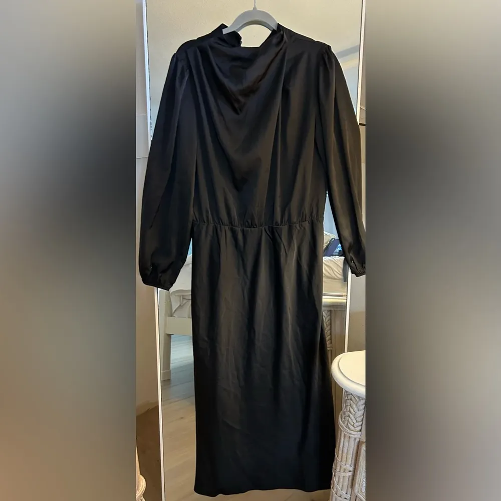 NEW Black Mock Neck Satin Maxi Dress Elegant Long Sleeve XL - Image 3