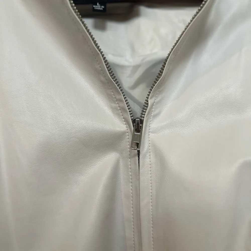 Black Label Color Blocking Faux Leather Bomber Jacket Size L NWOT - Image 6