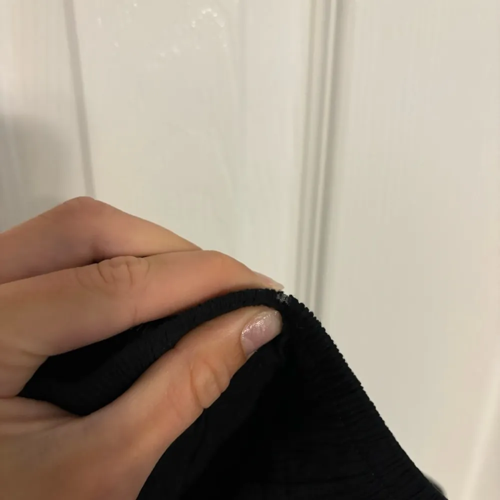 Madewell Pull-On Wide-Leg Pants in Softdrape - Image 11