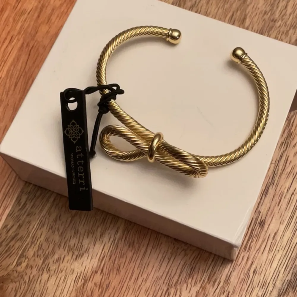 NWT Gold Rope Knot Cuff Bracelet - Image 5