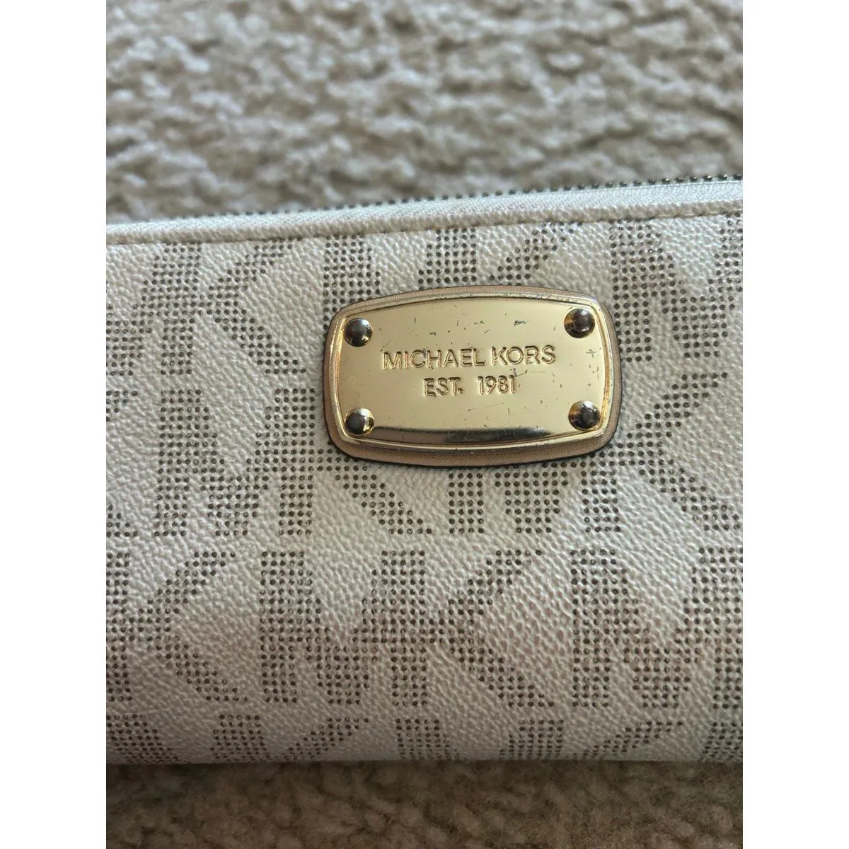 Michael Kors Mk  walllet - Image 2