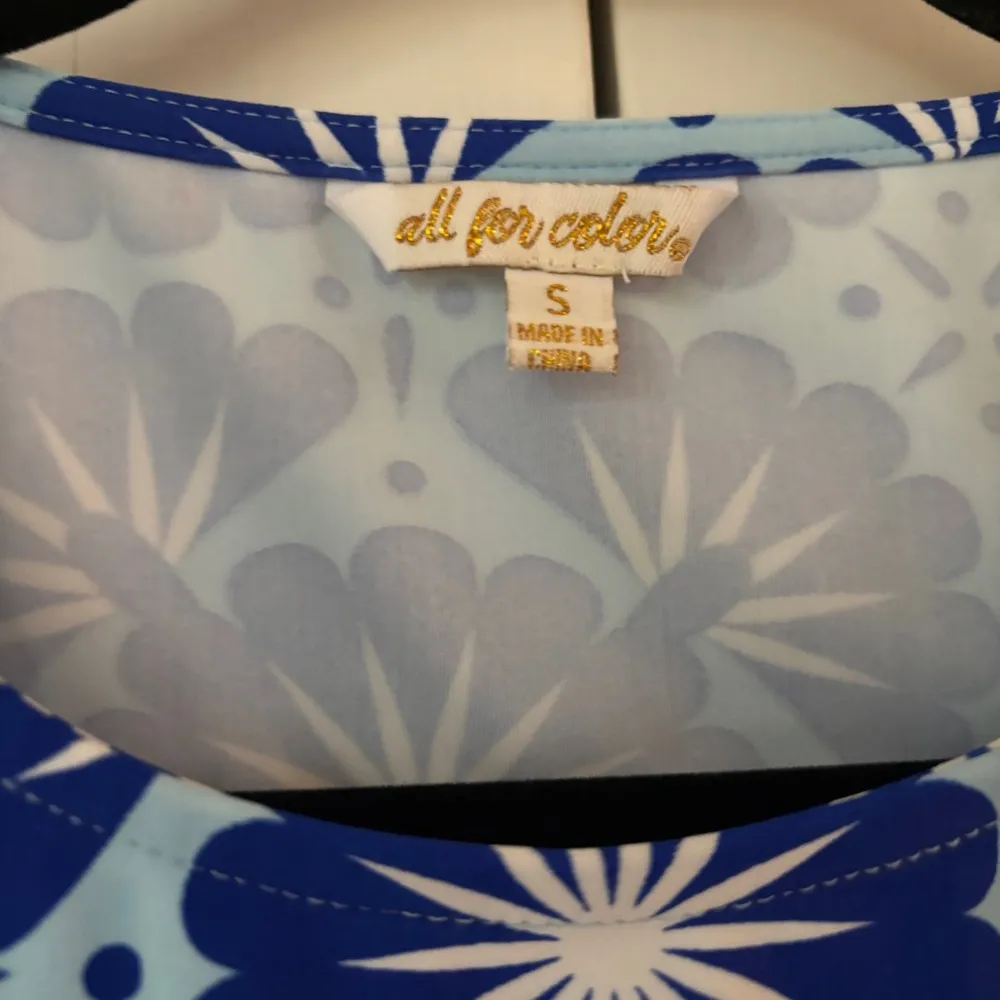 All For Color Starburst Blue Sun Protection Floral Dress Size Small Tee‎ Shirt - Image 4