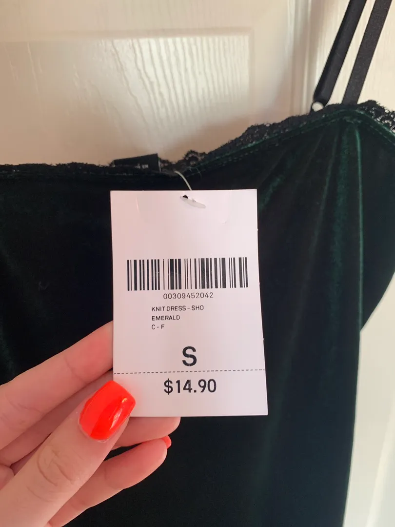 Forever 21 Emerald Velvet Mini Dress - Image 4