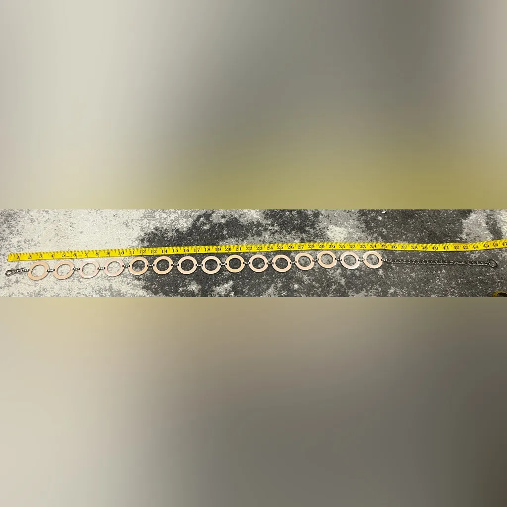 Vintage Peachy nude color enamel silver tone metal chain links belt - Image 9