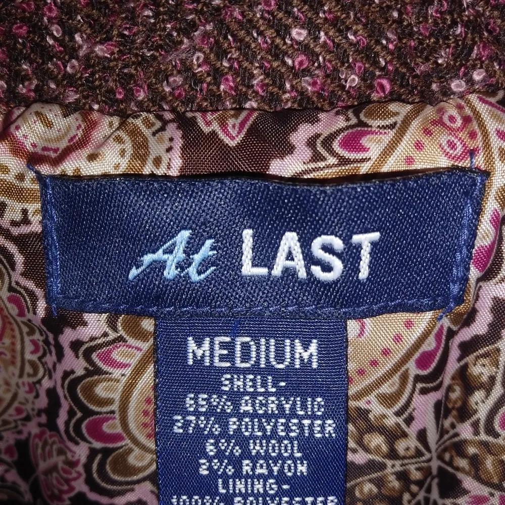 At Last M Tweed Sparkle Fitted Waist Coat Blazer Jacket in Mauve - Image 10