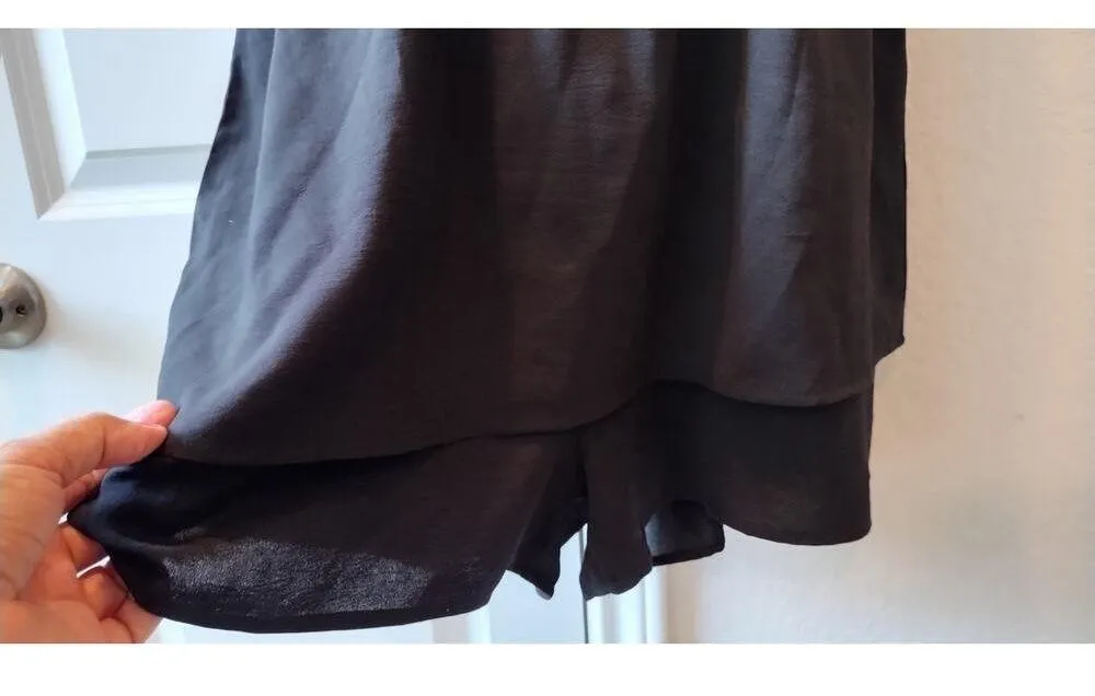 Short Sleeves Tiered Open Back Jumpsuit shorts Black romper size Large - Image 4