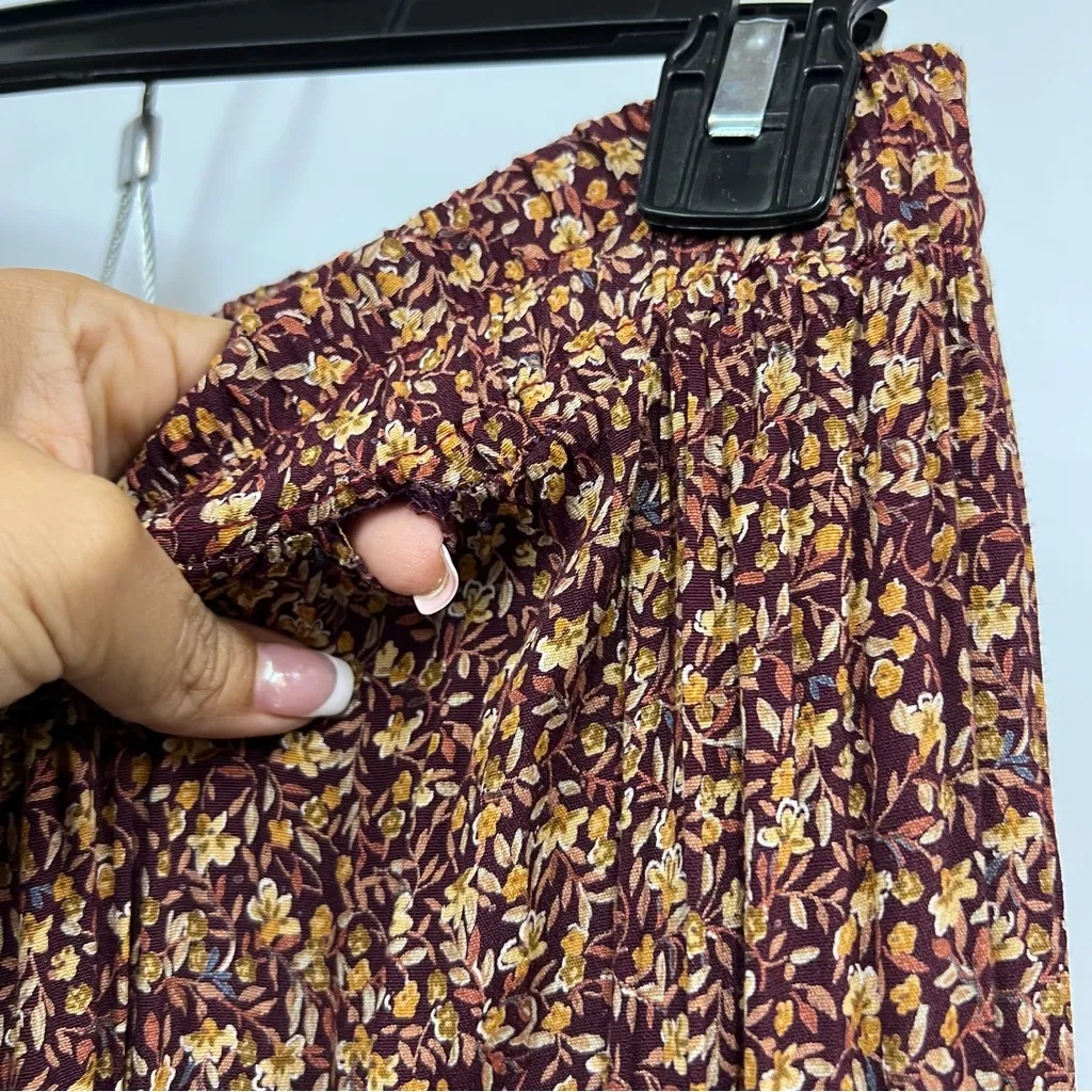 Vtg Floral Print Maxi tiered Skirt Burgundy Medium stretch boho flowy FLAWED - Image 12