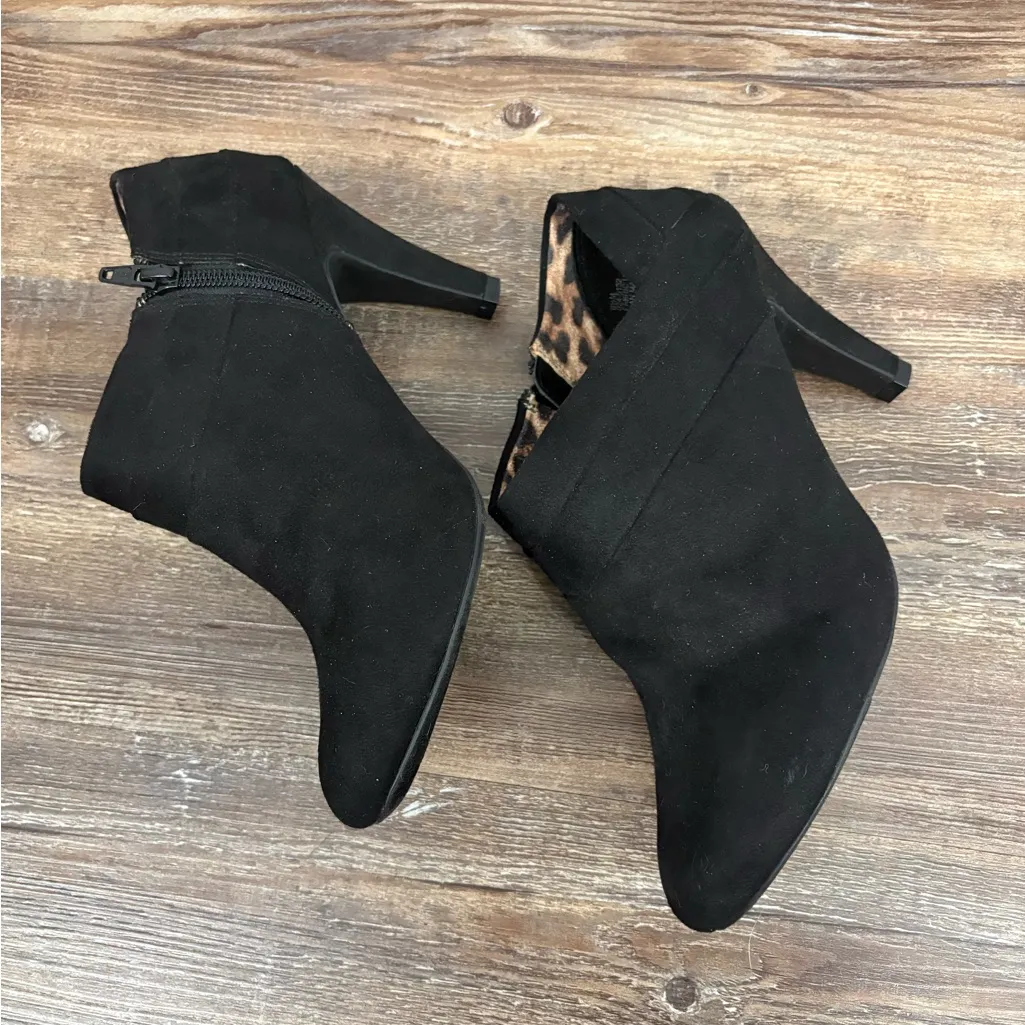 East 5th Faux Suede Black Heeled Ankle Booties 8 1/2 Work Business Coquette - Image 4