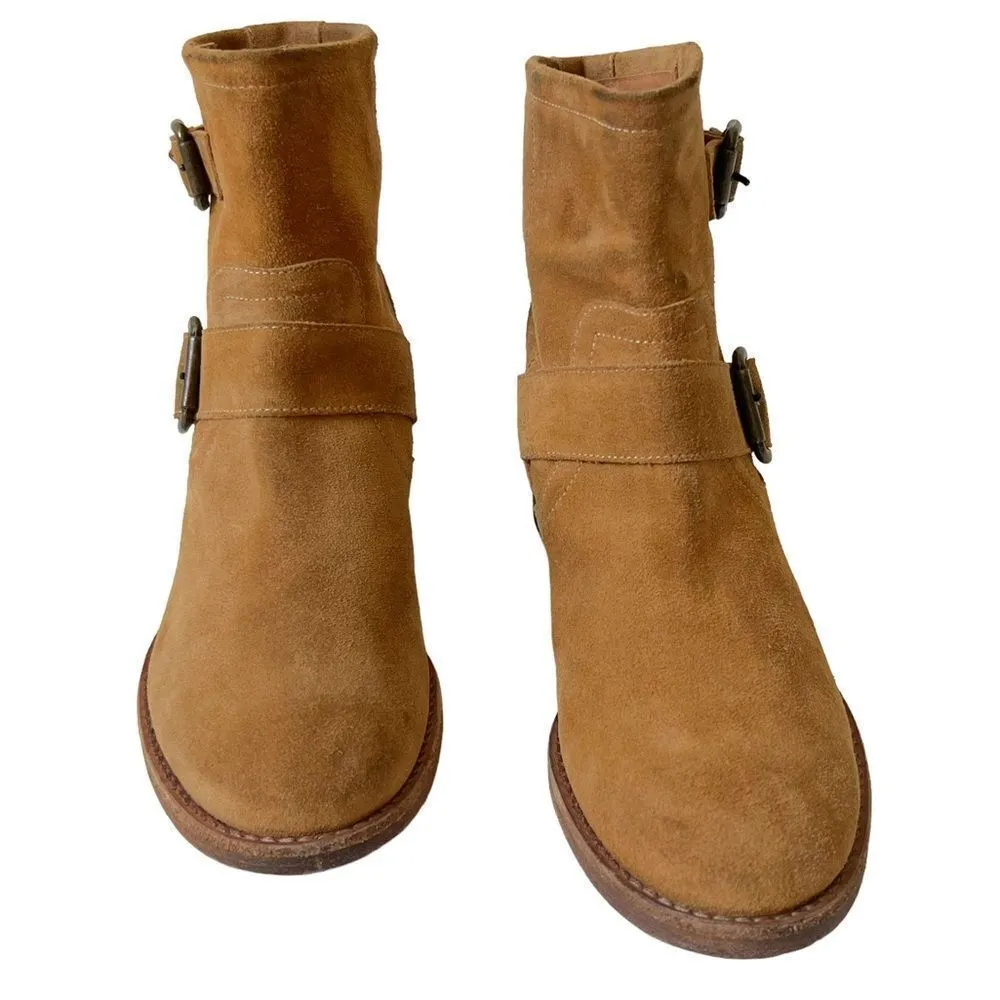 SAKS FIFTH AVENUE ITALY 10022 SHOES CAMEL SUEDE ANKLE BUCKLE BOOTS - Image 13