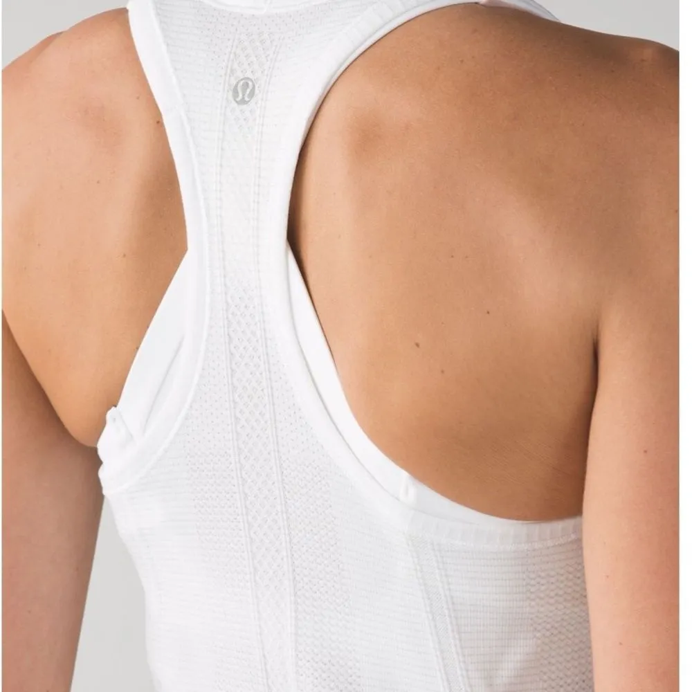 Lululemon Women's Swiftly Tech Racerback Tank‎ Top White Pristine Size 10 Active - Image 3