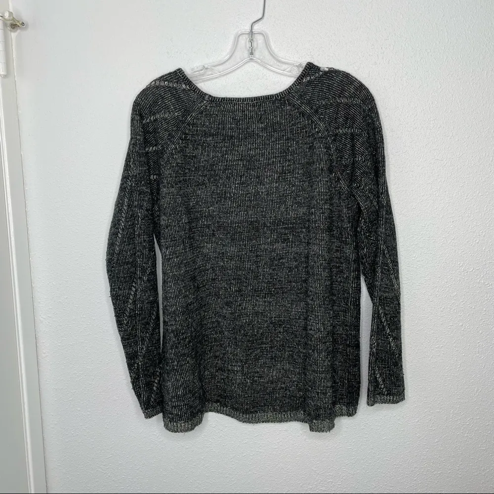 Maddison Soft Acrylic Loose Knit Sweater Top size L Gray Size L - Image 8