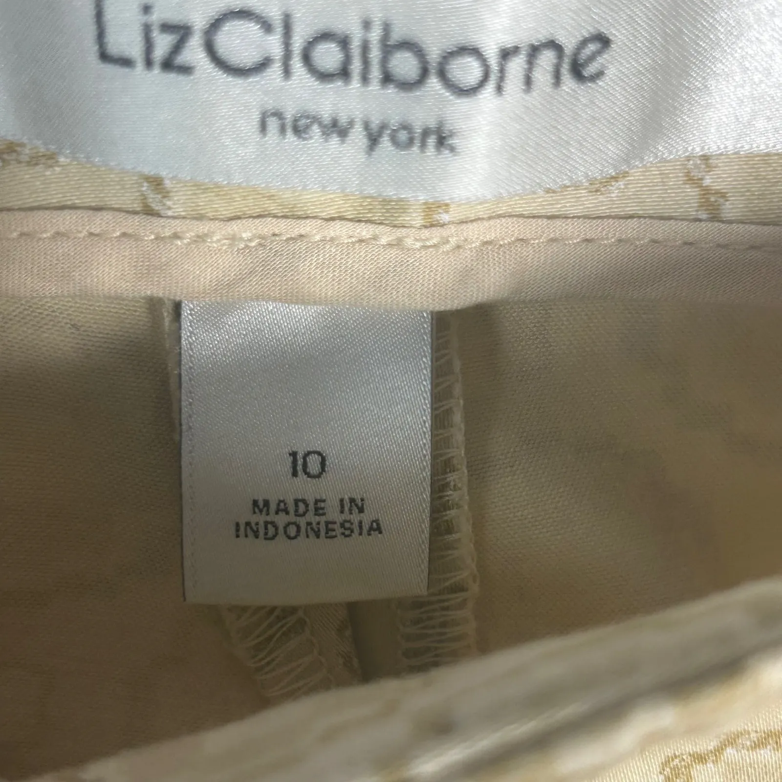 Liz Claiborne Jackie Pants Womens Size 10 Beige Geometric Print Straight Leg - Image 5