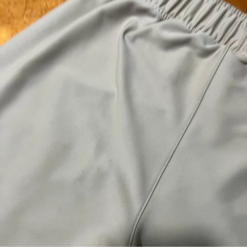 Nike Shield Running Division Light Pink Joggers medium reflective - Image 12