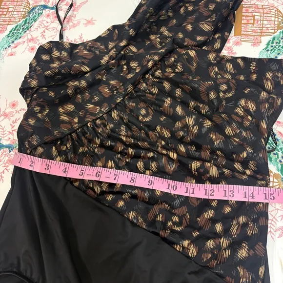 Magicsuit NWT $176 La‎ Paz Goddess Convertible One - Image 9