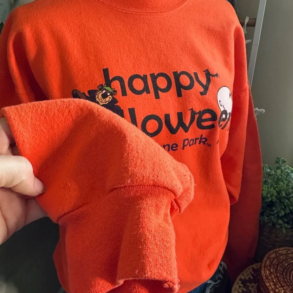 Vintage Happy Halloween Yogi Bear Jellystone Park Crewneck Sweatshirt Orange Size M - Image 4