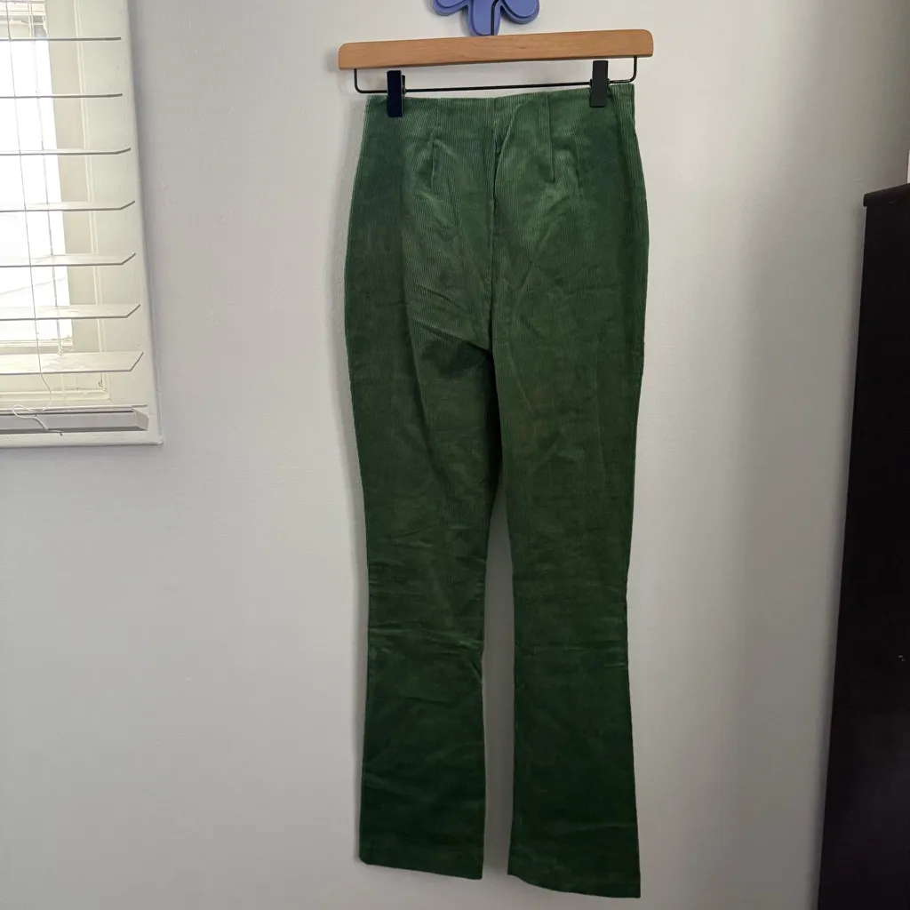Tuckernuck XS NEW Green Corduroy Ashford Pants High Waist Crop Kick Flare - Image 4