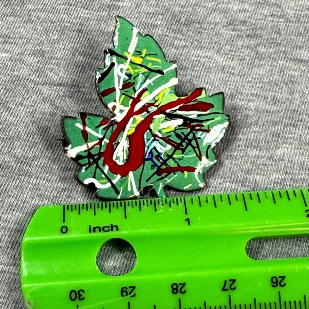 Abstract Painted Enamel Maple Leaf Brooch Pin Jewelry Women Retro Vintage Colors Red - Image 7
