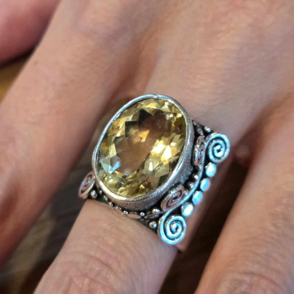 Solid Sterling Silver 925 Ring Genuine Citrine Ring Sz 7 - Image 4