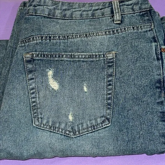 Refuge Baggy Ripped Jeans - Image 2