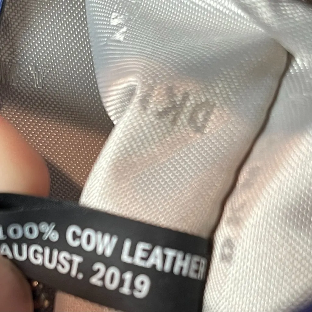 DKNY Sutton Leather Bryant Medium Zippered Tote Bag Blue - Image 9