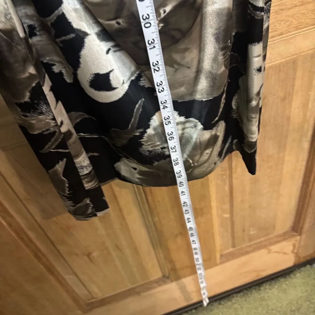 Maggy London women’s floral Black and‎ Cream Dress size 8 - Image 7