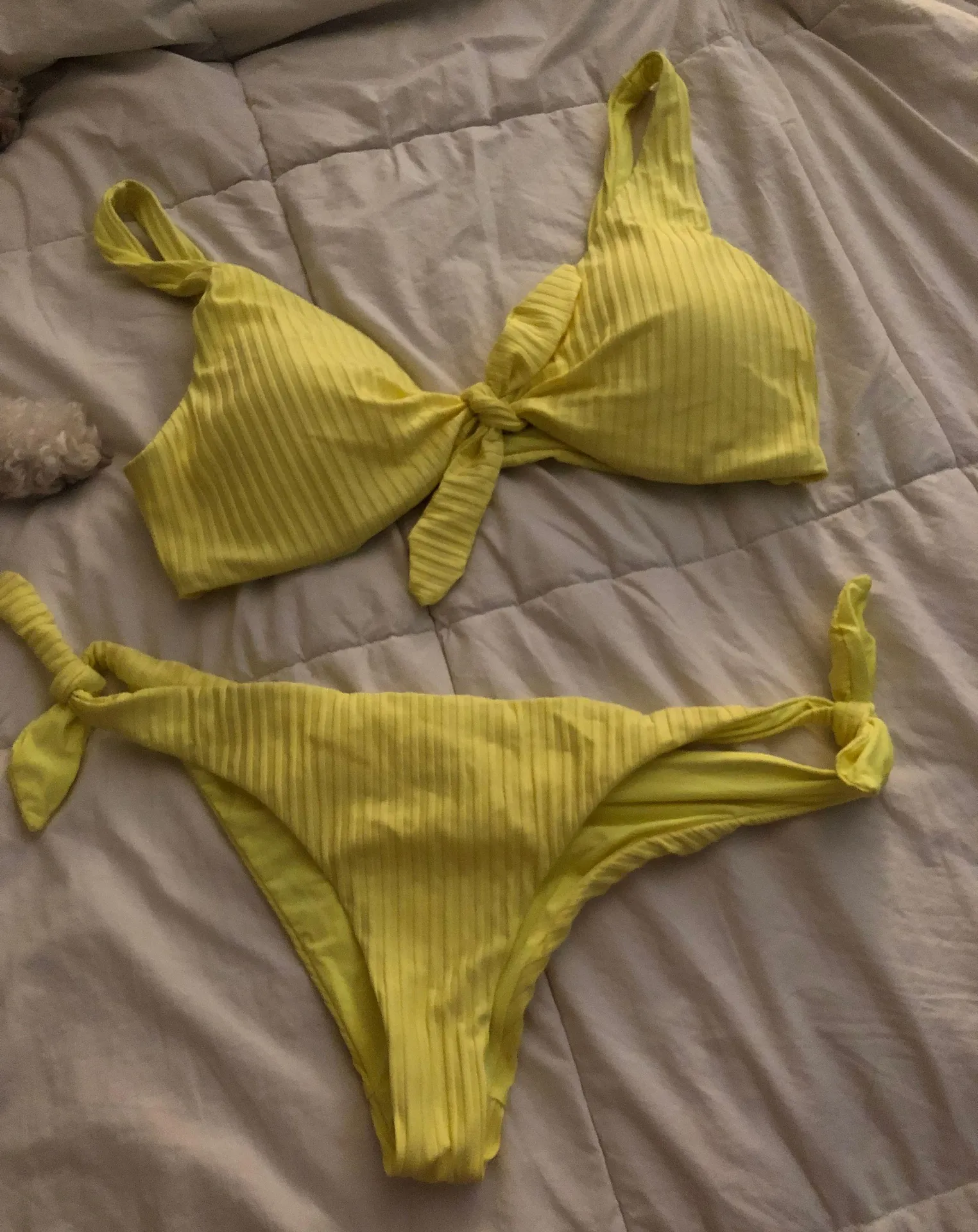 Gorgeous Yellow Scrunch Butt Bikini - Image 2