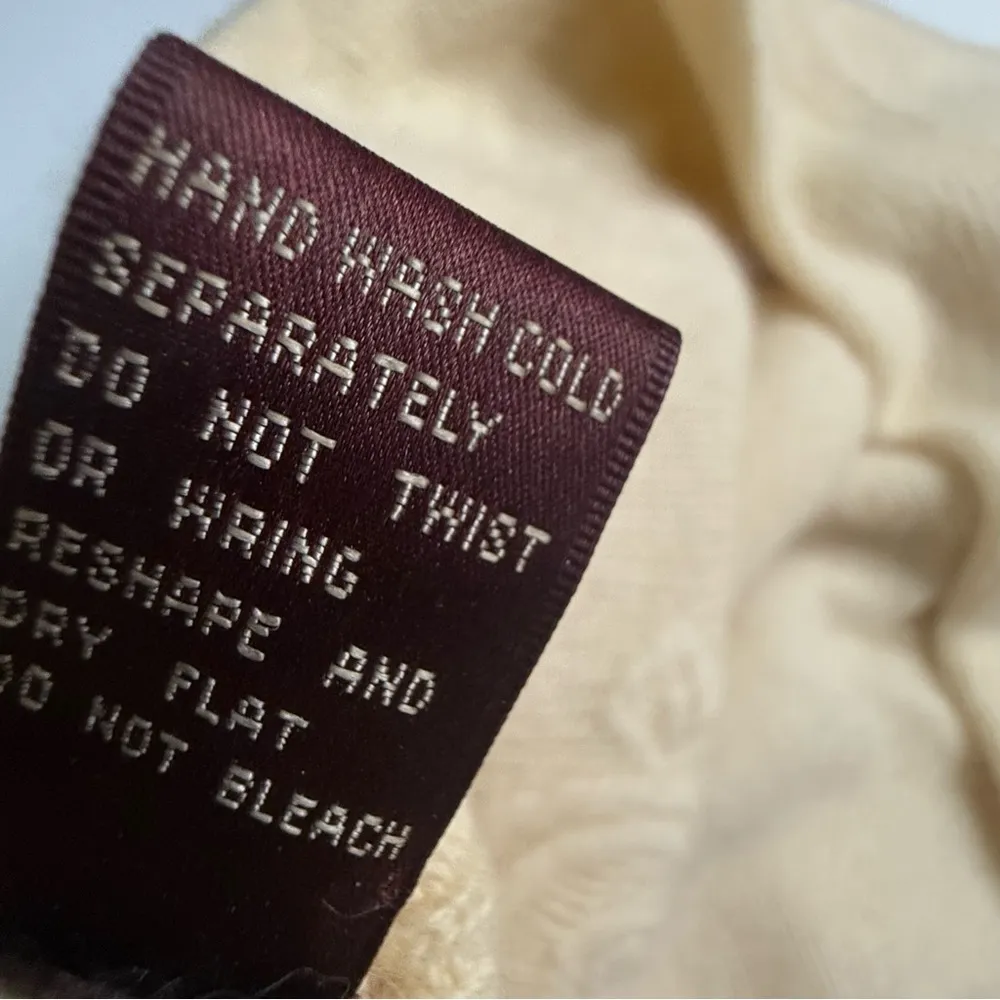 1980’s Vintage Lambswool Angora Blend Sweater with  Shoulder Pads - Image 4