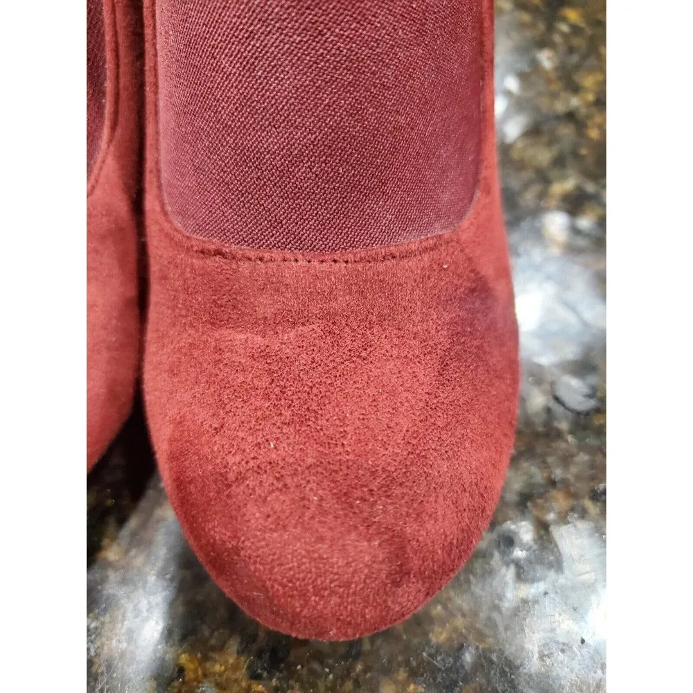 Gaella Women's Upper Mid Closed Toe Block Heels Casual Red Bootie Size 8 - Image 4