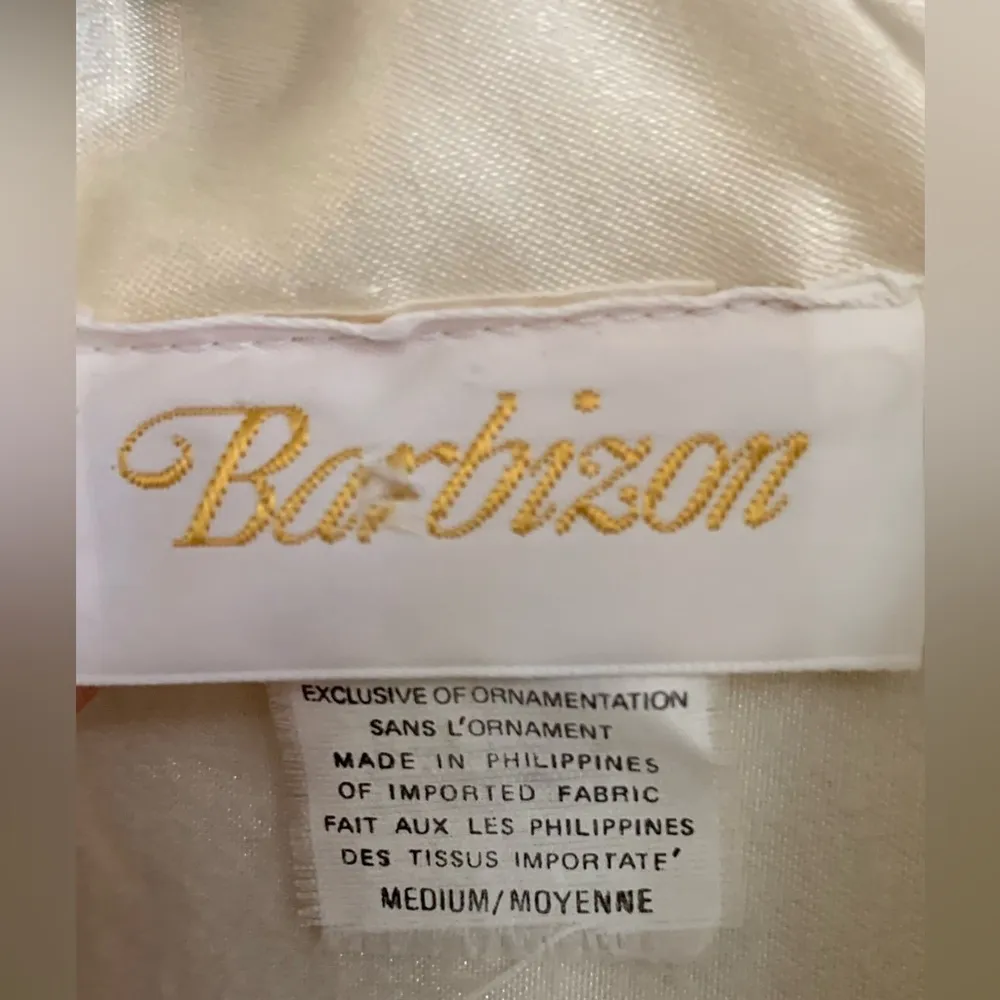 Vintage Barbizan Night gown / Night dress White Satin Lined Sz Medium NICE - Image 10