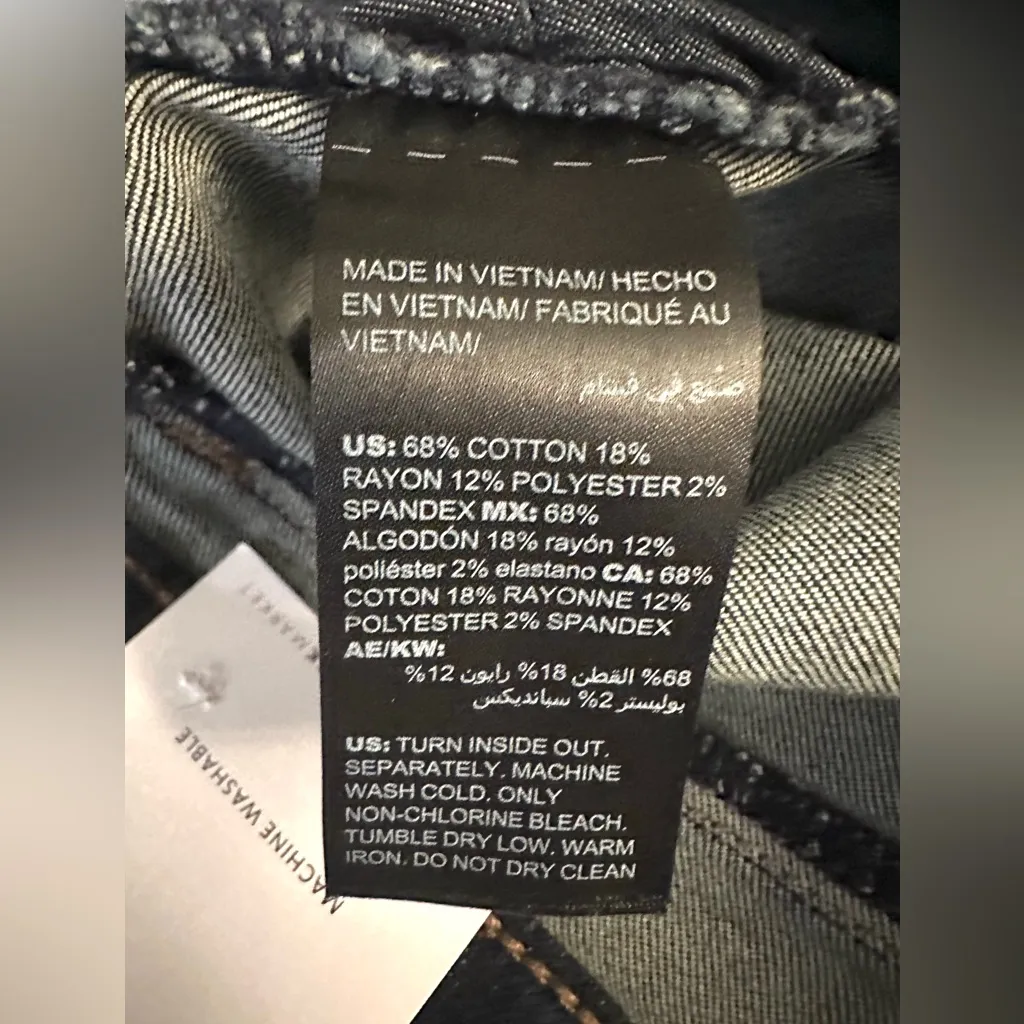 NWT White House Black Market Denim Medium Wash Bermuda Shorts - Image 12