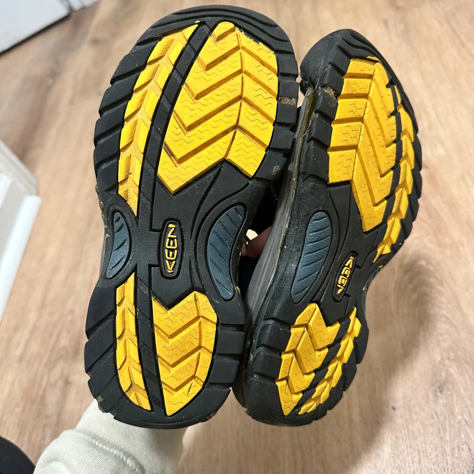 KEEN | Women's Blue Yellow Athletic Travel Outdoor Water Sandals, 6 - Image 6