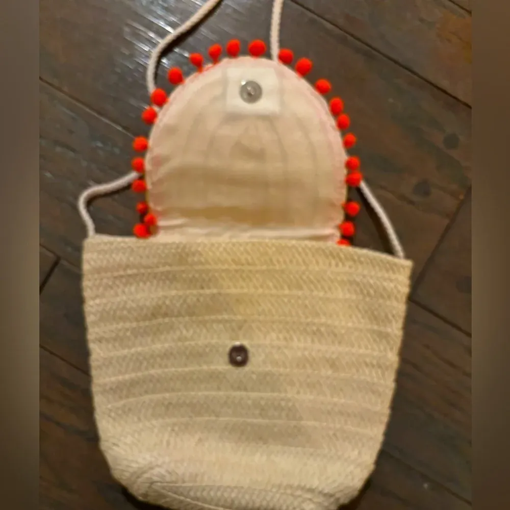 Nuxe Paris Rattan Cross Body Purse Tan - Image 2