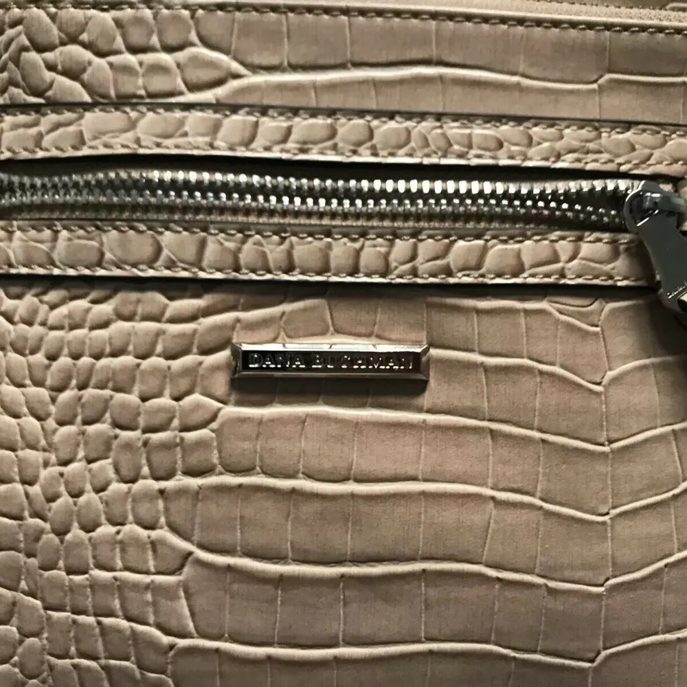 DANA BUCHMAN Beige Scale Print Shoulder Bag - Image 6