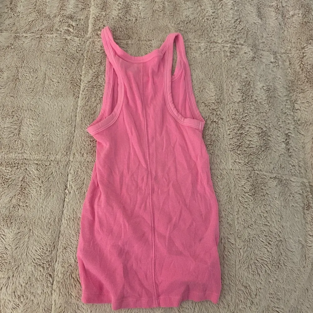 hot pink  tank top- small - Image 3