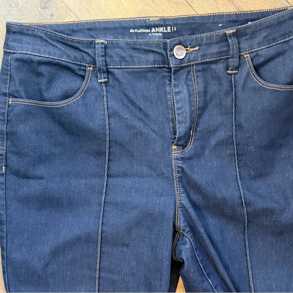 Chico's The Platinum Ankle Skinny Jeans size 1 31-32 inch waist 29 inseam - Image 3