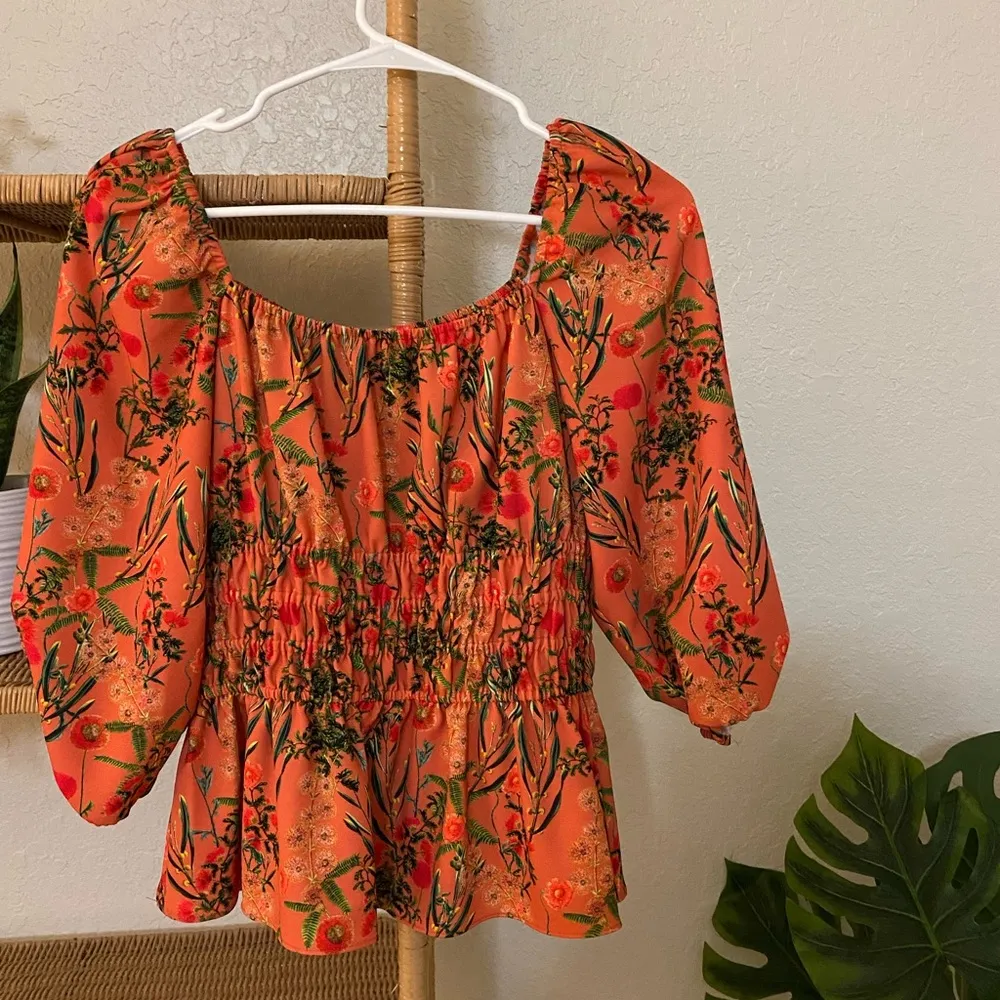 Boho Style Peach Floral Peasant Top Stretch Blouse Gianni Bini Sz Small LIKE NEW - Image 7