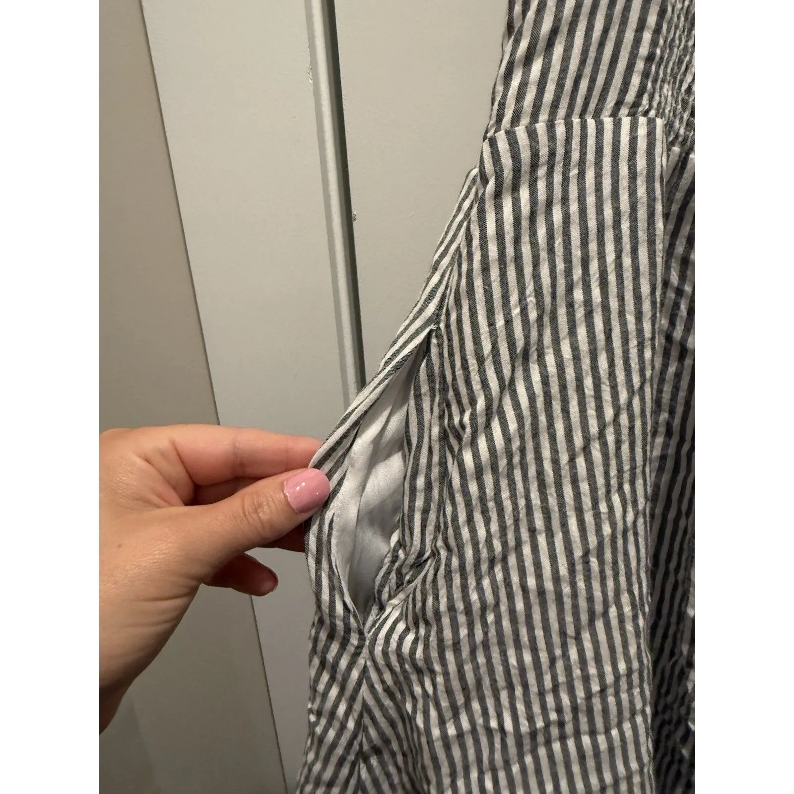 Gray & White Pinstripe Dress Size Medium Seersucker Ruffled Straps Ruched Back - Image 6