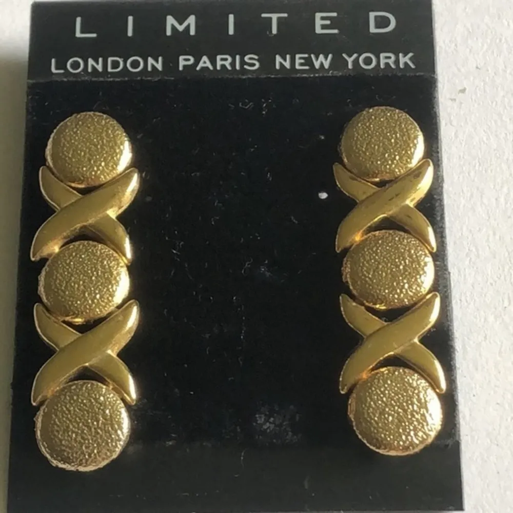 Limited Brand Gold Tone Classic XO Dangle Boho Pierced Earrings - Image 2