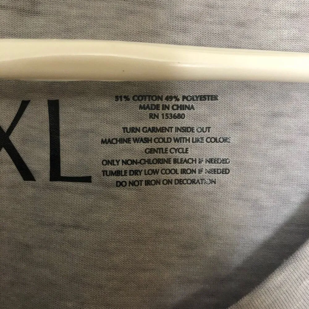 Signature Studio Womens Graphic Tee Sz XL - Image 8