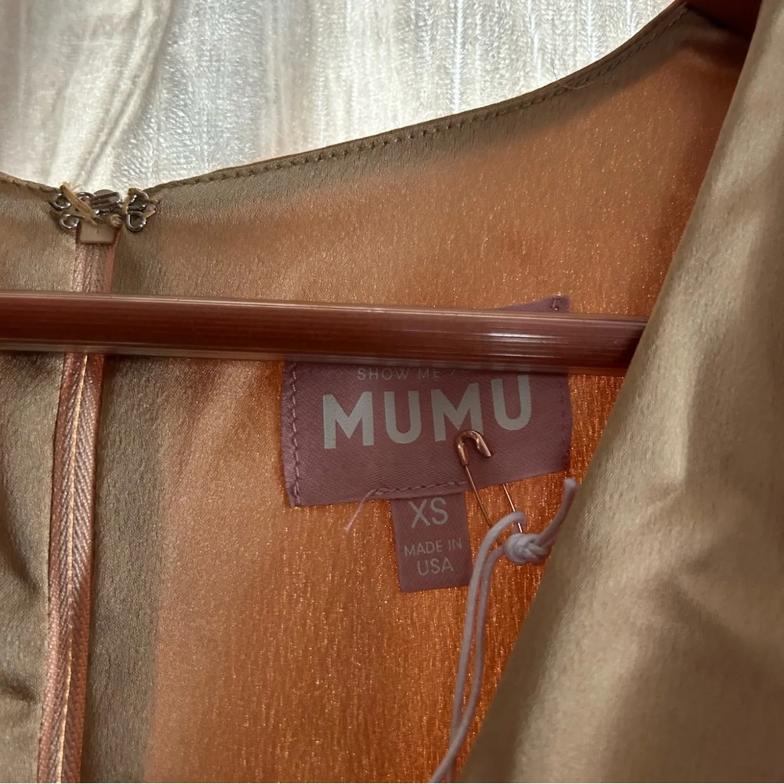 Show Me Your Mumu Rome Twist Gown True Gold Luxe Satin Maxi Dress NWT Size‎ XS - Image 5