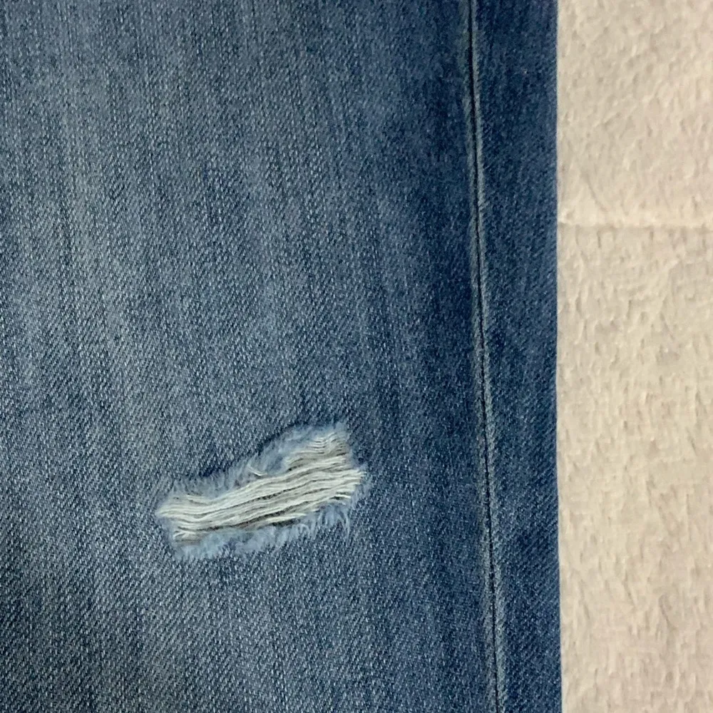 Women’s Boyfriend Jeans - Image 8