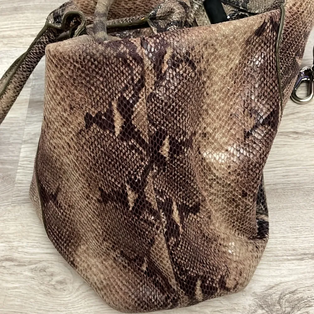 Brown & Tan Snakeskin Faux Leather Double Strap Shoulder Bag 9"X 16" - Image 3