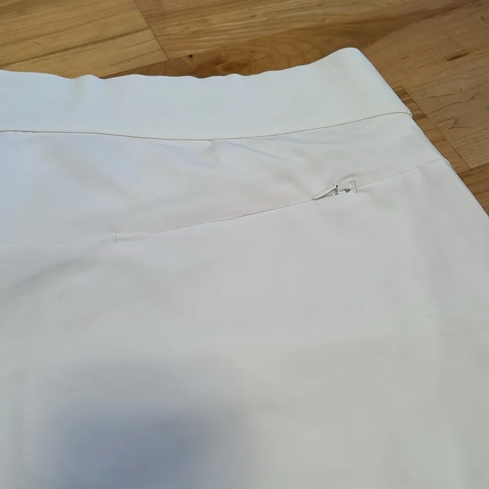 🆕 Greg Norman White Athletic Skort - NWT - Image 7