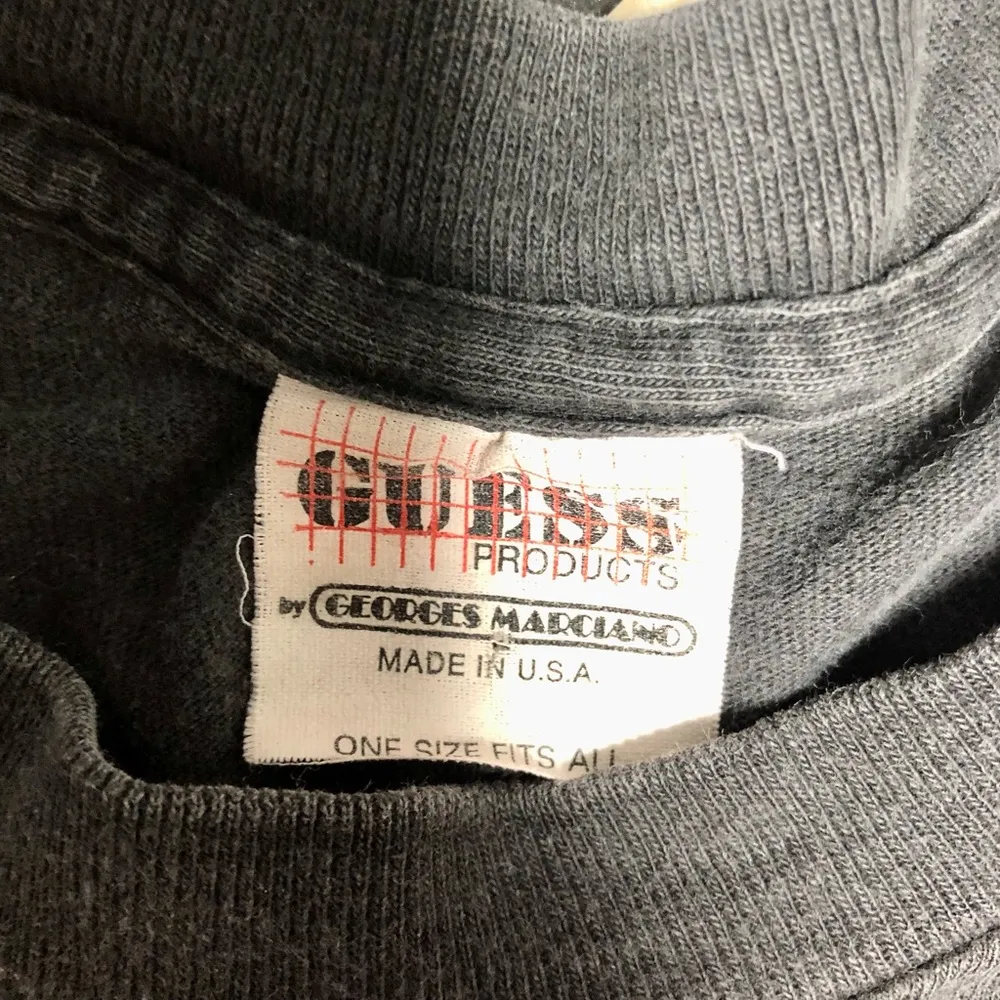 Vintage 90s  Graphic T-Shirt Neon Logo Black Hot Pink Green Unisex size L - Image 4