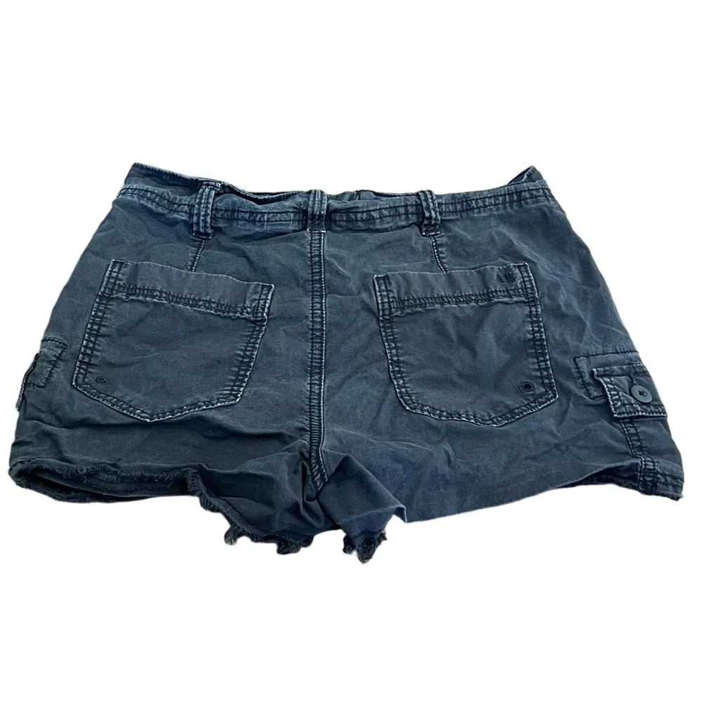American Eagle Outfitters Charcoal Cargo Shorts - Image 2